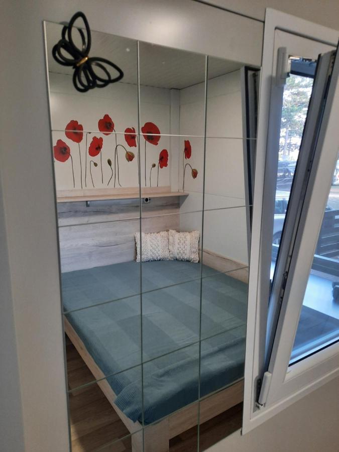 Sand & Relax Privlaka - Mobile Home Gloria Eksteriør bilde